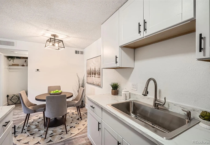 Building Photo - 10211 Ura Ln