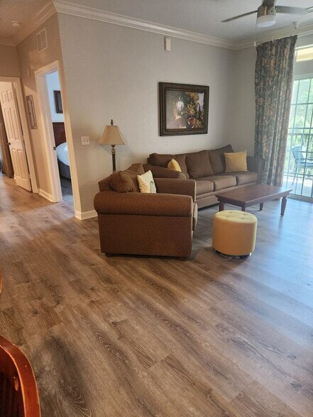 Building Photo - 1351 Tuscan Terrace