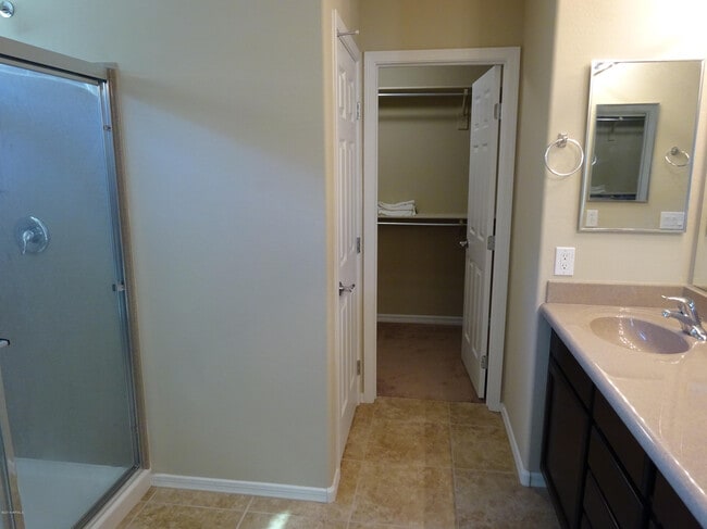 Building Photo - 2158 Scully Dr