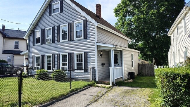 Primary Photo - 133 Bates Ave