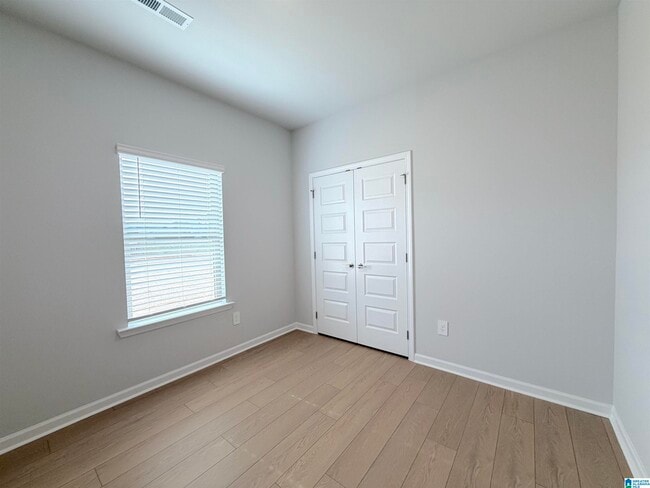 Building Photo - 4602 Hampton Glen Circle SE