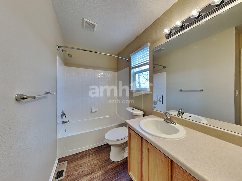 Building Photo - 6213 Westview Cir