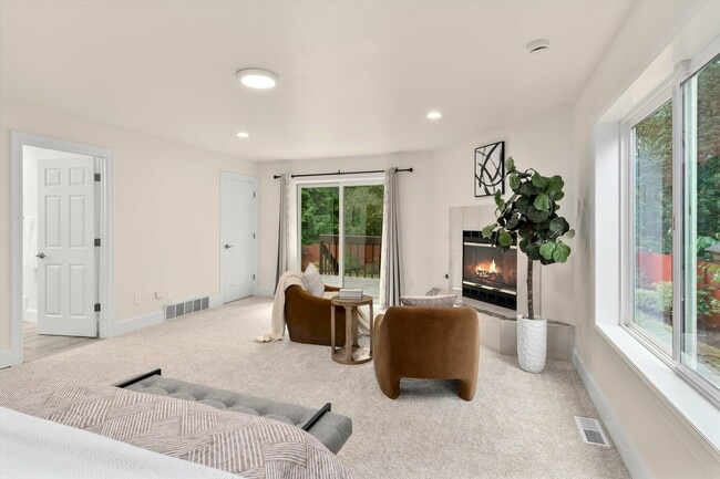 Building Photo - 6315 142nd Ave SE