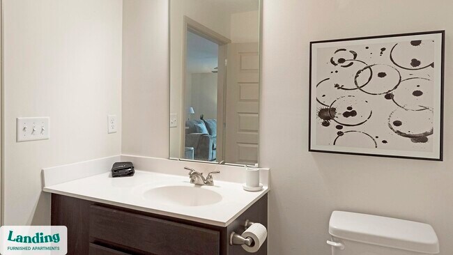 Building Photo - 610 Universal Dr