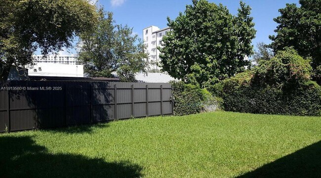 Building Photo - 2255 SW 2nd Terrace