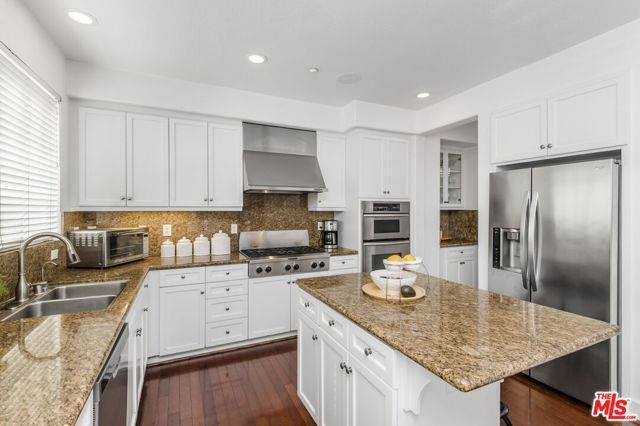 Building Photo - 6021 Dawn Crk