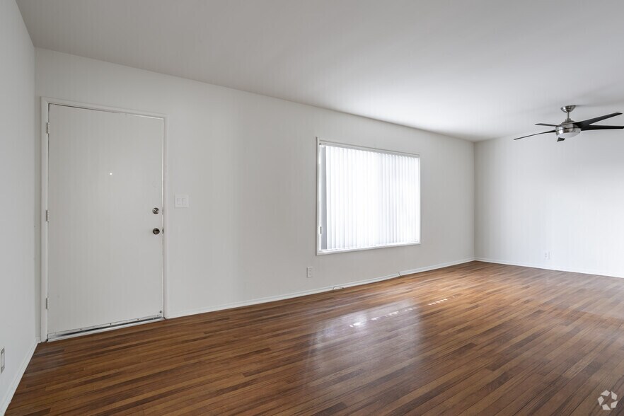 1BR, 1BA - Unit B - 233 4th Ave