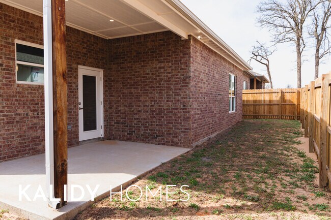 Building Photo - 508 Remington Ave