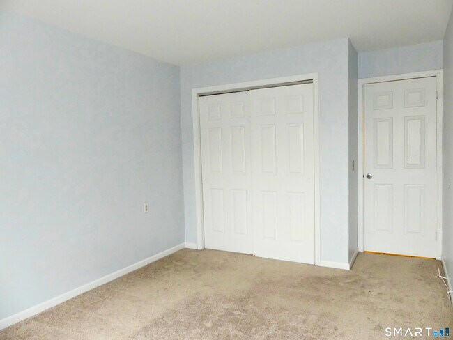 Building Photo - 50 Aiken St