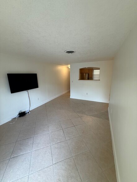 Living Room - 350 Taylor Ave