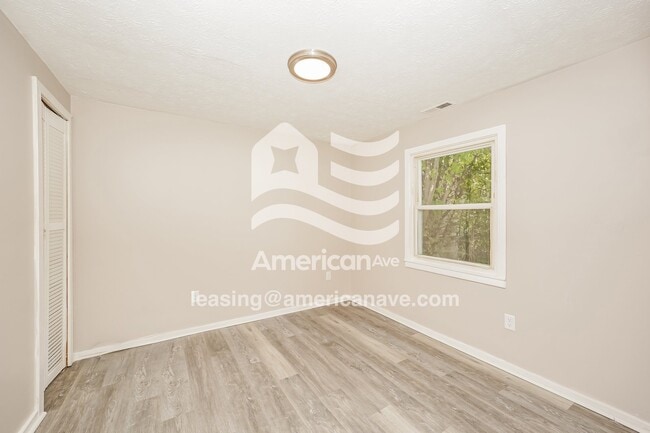 Building Photo - 12406 Emery Ave