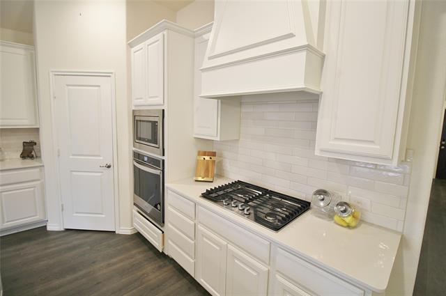 Building Photo - 4130 Ellinger Dr