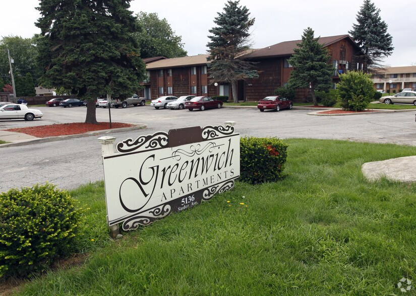 Greenwich Apartments 5148 Suder Ave Toledo OH 43611 Apartment Finder
