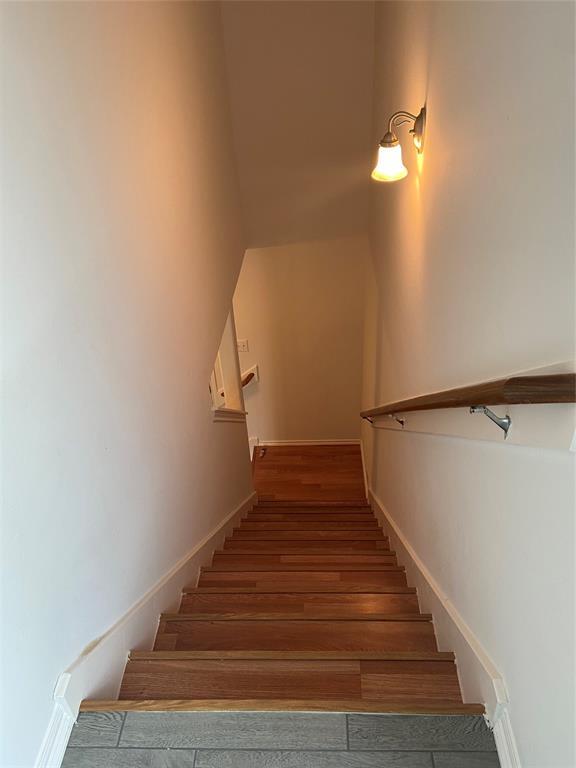 Building Photo - 12731 Sandbur Valley Way