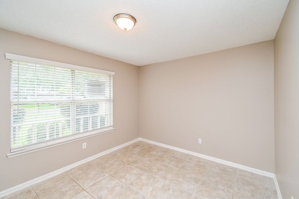Building Photo - 8618 Wyndhurst Dr
