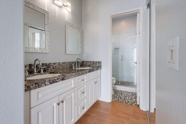 Building Photo - ***Available for move in on June 30, 2025*...