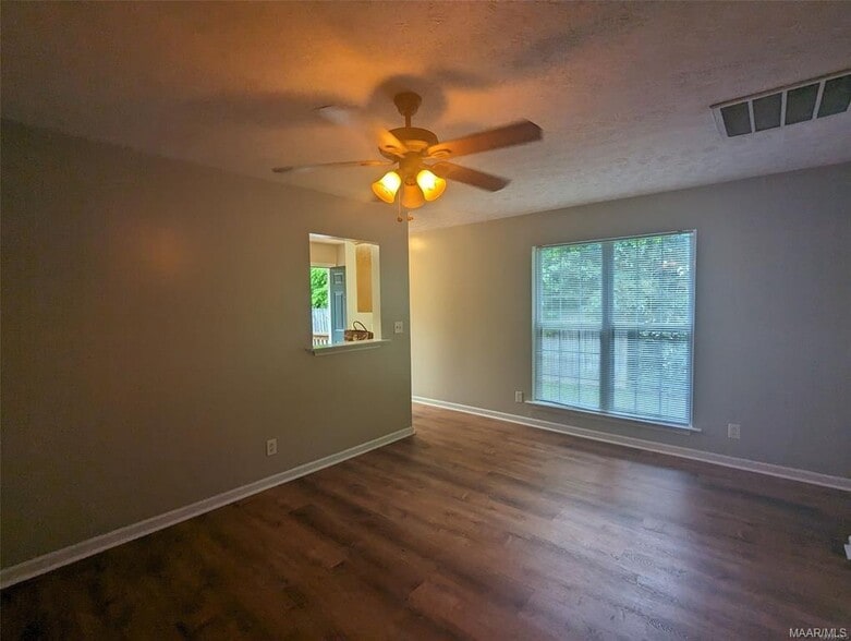 Building Photo - 3557 Edgewood Rd