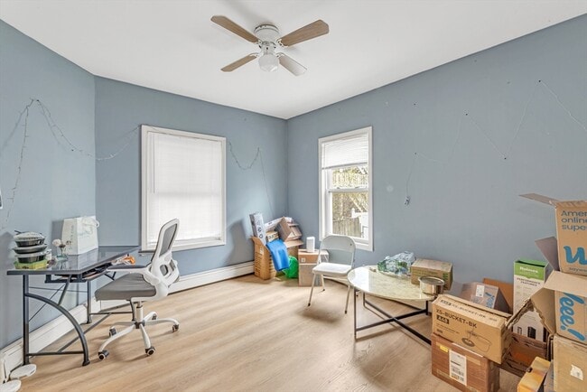 Building Photo - 6 Wise St