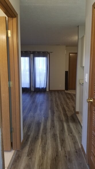 Building Photo - 3540 Bethel Dr