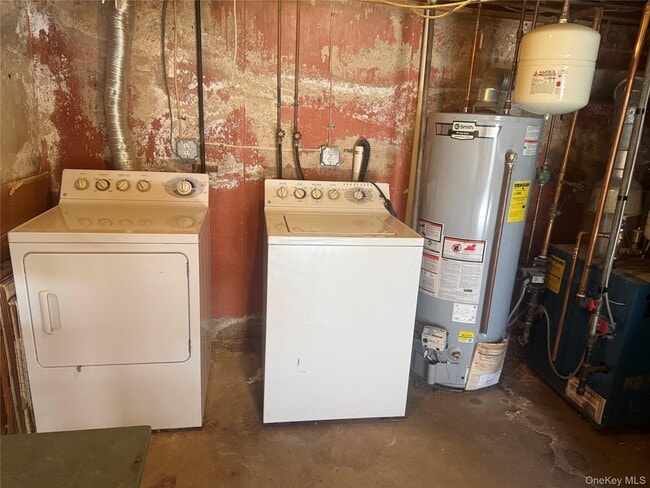 Building Photo - 219 Manhattan Ave