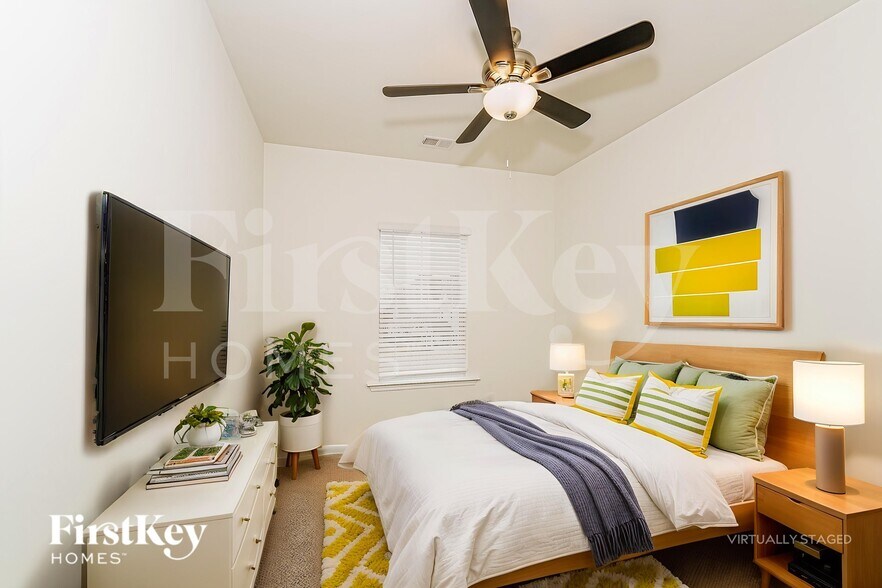 Building Photo - 4864 Mae Beth Cir