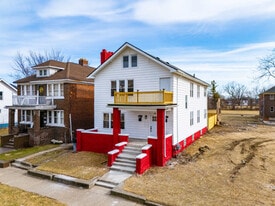 Building Photo - 1639 Gladstone St