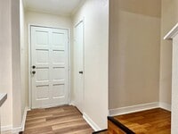 Building Photo - 1715 Moritz Dr