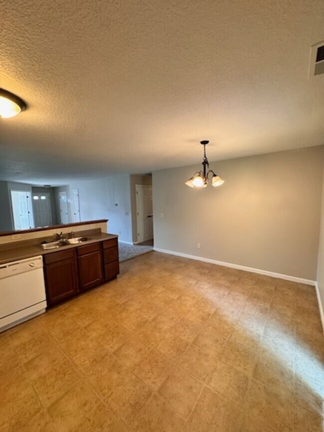 Building Photo - 7521 Haida Way