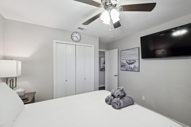 Building Photo - 2914 Flagstone Dr