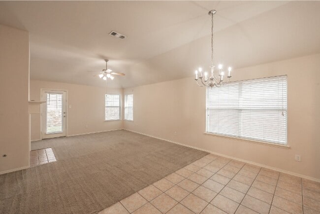 Building Photo - 9916 Channing Rd