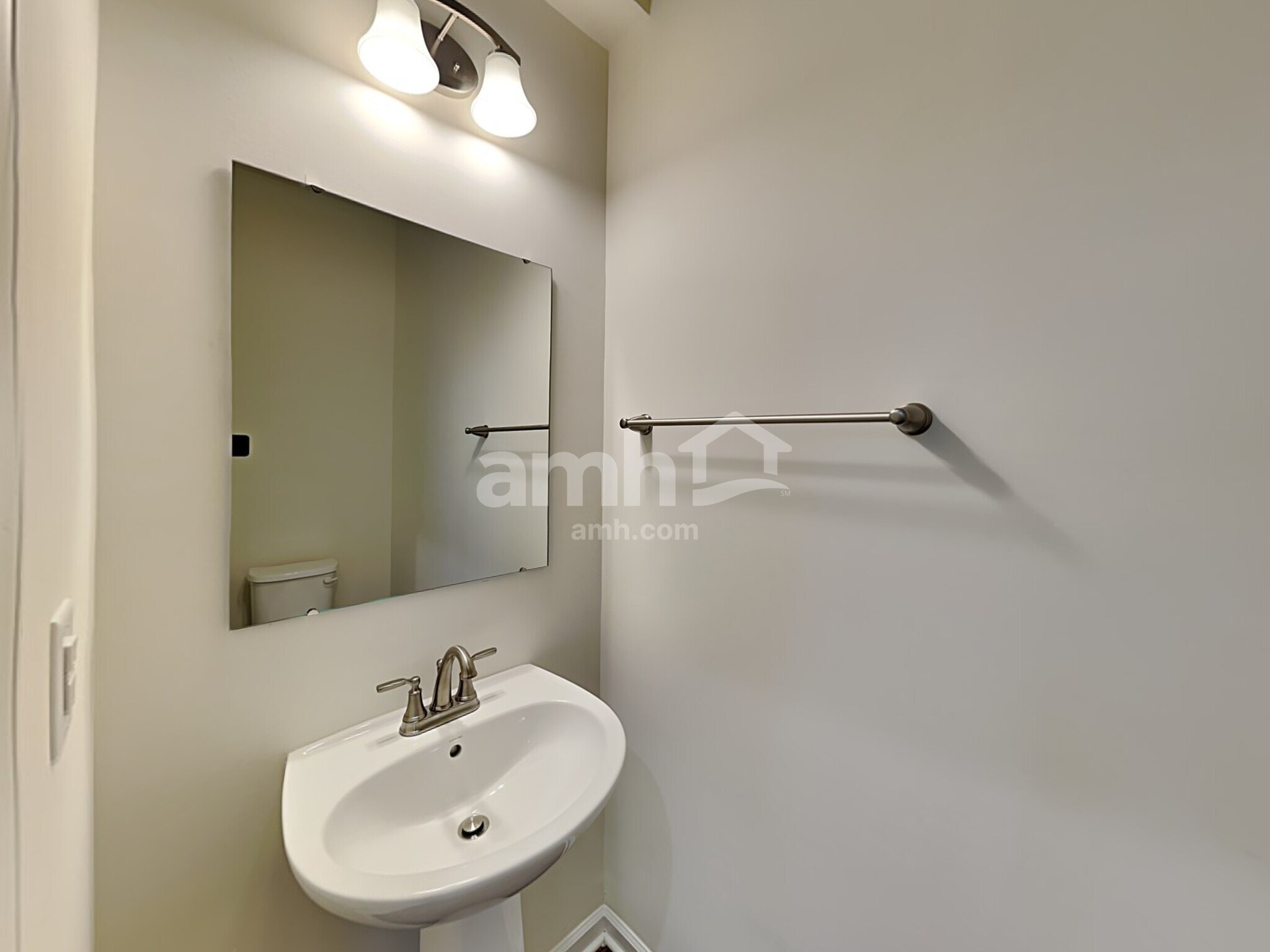 Building Photo - 612 Hamilton Park Dr