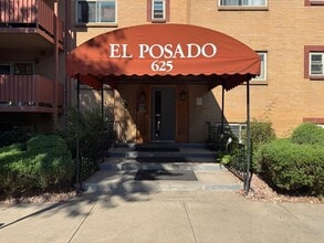 Building Photo - Studio Condo in the heart of Capitol Hill