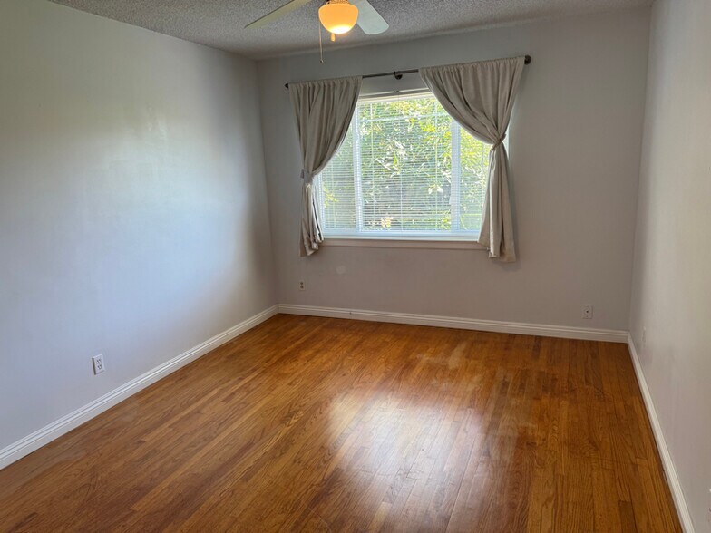Building Photo - 260 Arnett Ave