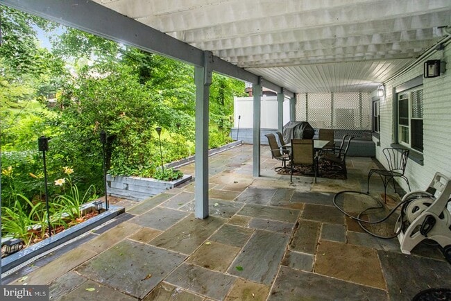 Building Photo - 3434 Fort Lyon Dr
