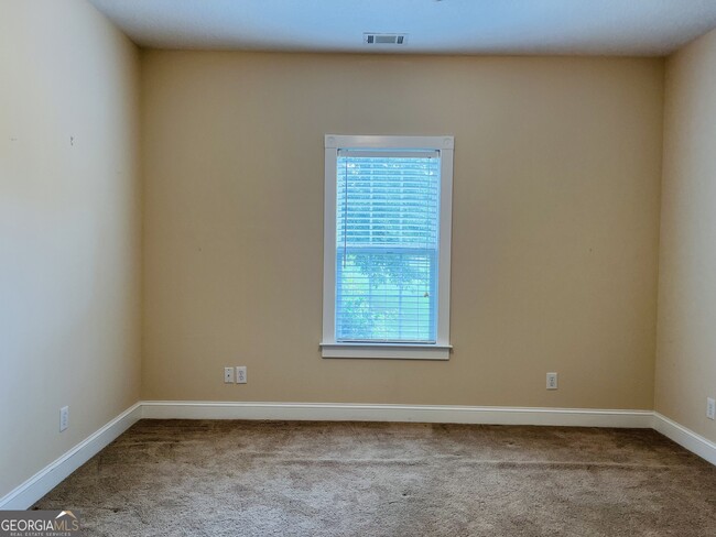 Building Photo - 947 Beavers Rd
