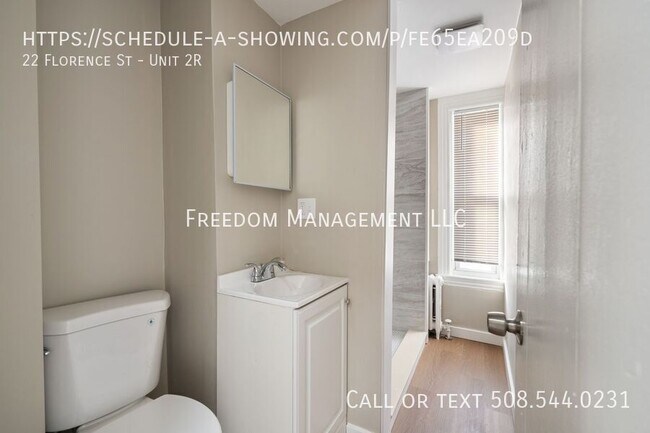 Building Photo - 22 Florence St