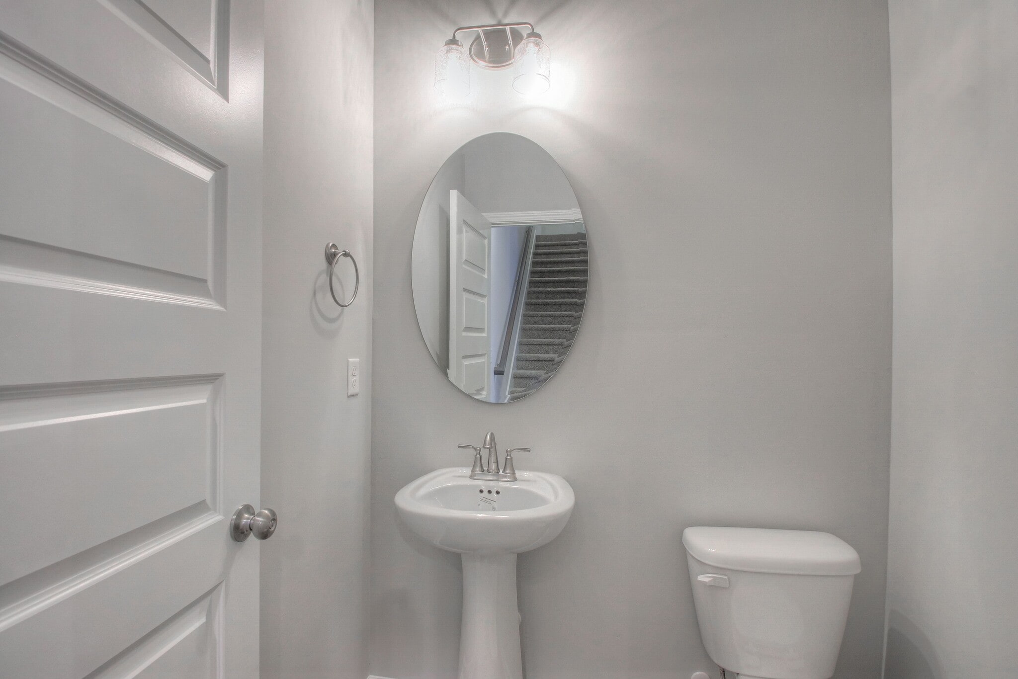 Building Photo - 4340 Doral Dr