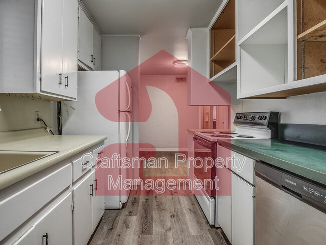 Building Photo - 2915 NW 72nd St