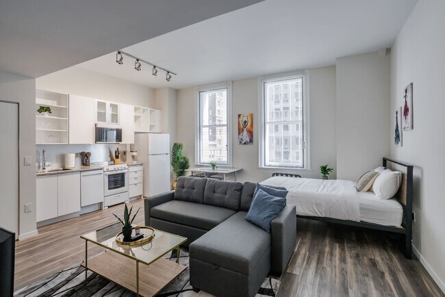 Building Photo - 9-JAN-JAN E 4th St