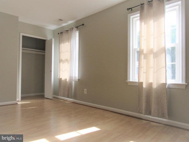 Building Photo - 3137 Cedar Grove Dr