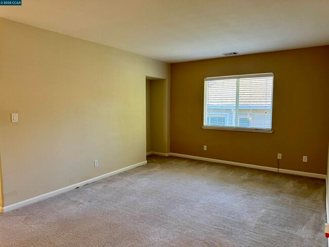 Building Photo - 5179 Keller Ridge Dr