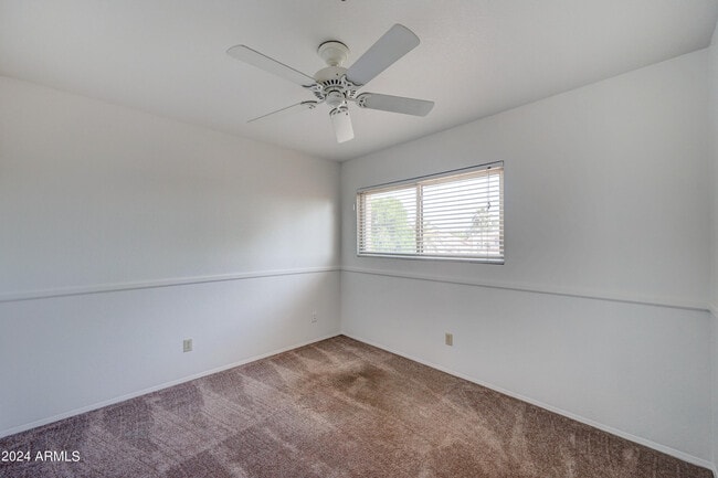 Building Photo - 8804 E Charter Oak Dr