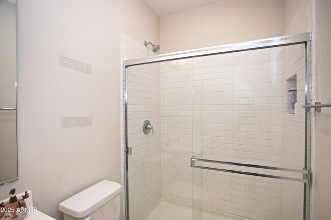 Building Photo - 7865 N 79th Ave