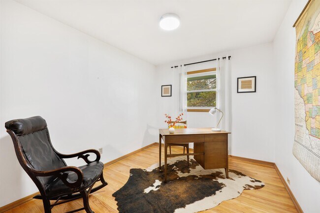 Building Photo - 2728 Florann Dr