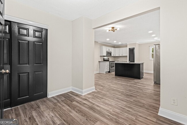 Building Photo - 2607 Sparta Dr