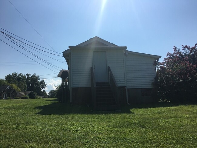 Building Photo - Coming Soon!