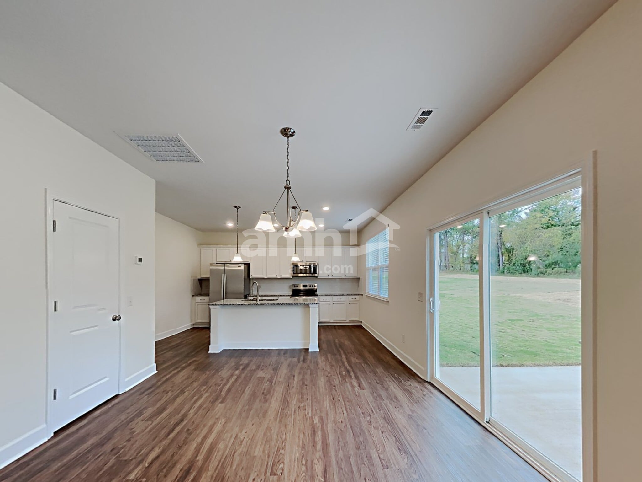 Building Photo - 2919 Throneberry Ln