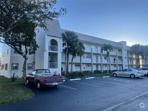 Building Photo - 8510 Sunrise Lakes Blvd