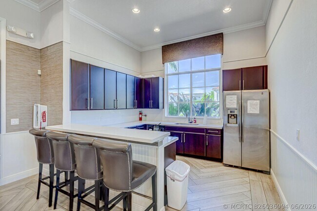 Building Photo - 4147 Napoli Lake Dr
