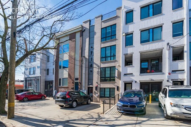 Building Photo - Two Bed Fairmount Apartment